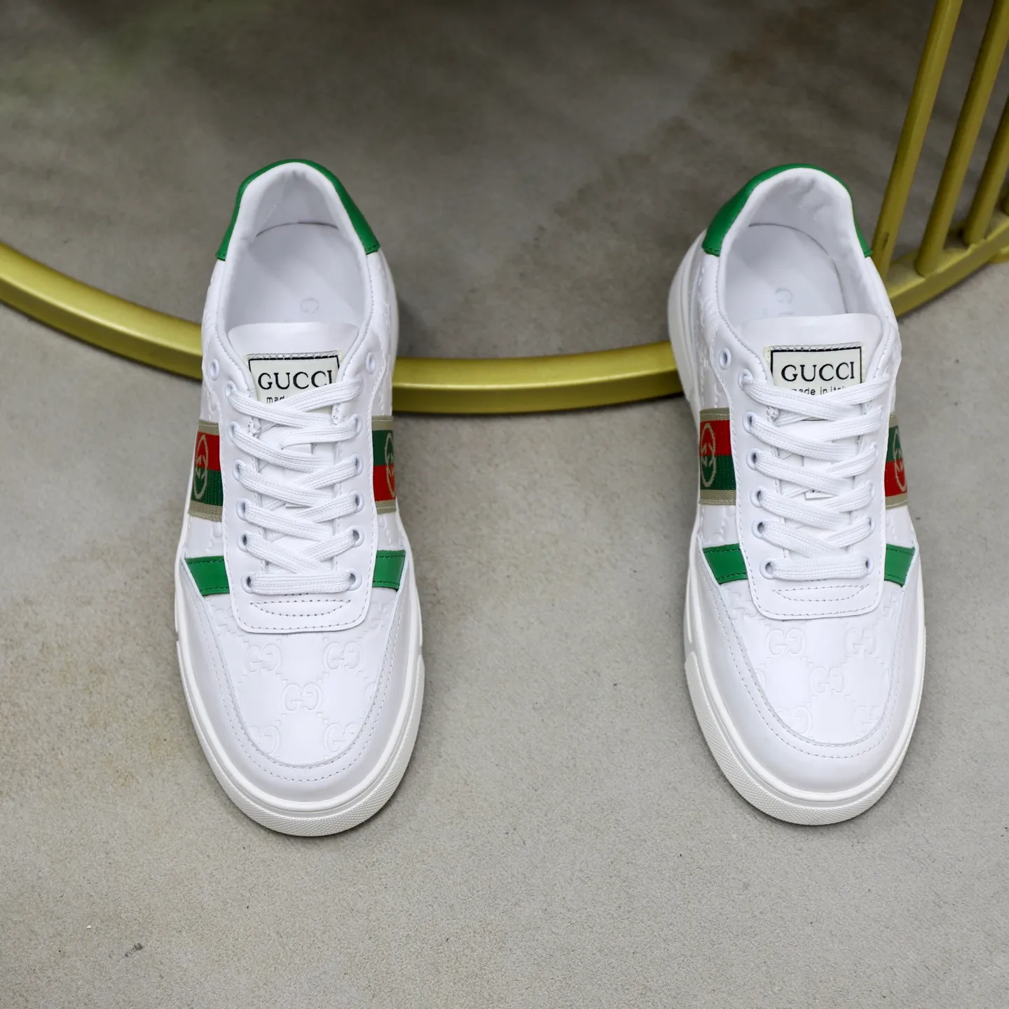 Ex-factory price: 440💰🙅‍♂️🙅‍♂️🙅‍♂️ Brand: GUCCI Standard code: 38-44 (45 customized) Grade: Same as the official website Material: Original leather splicing Comfortable and breathable sheepskin lining Original wear-resistant outsole Style category: Men's fashionable casual shoes Running sneakers Distinguished luxury brand elements Top luxury Color: actual picture color